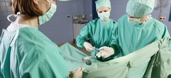 ΟΕΝΓΕ: Καταγγελία για χειρουργεία ιδιωτών σε δημόσια Νοσοκομεία