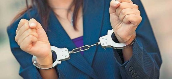 Δυο συλλήψεις στα Τρίκαλα για εκκρεμείς δικαστικές αποφάσεις