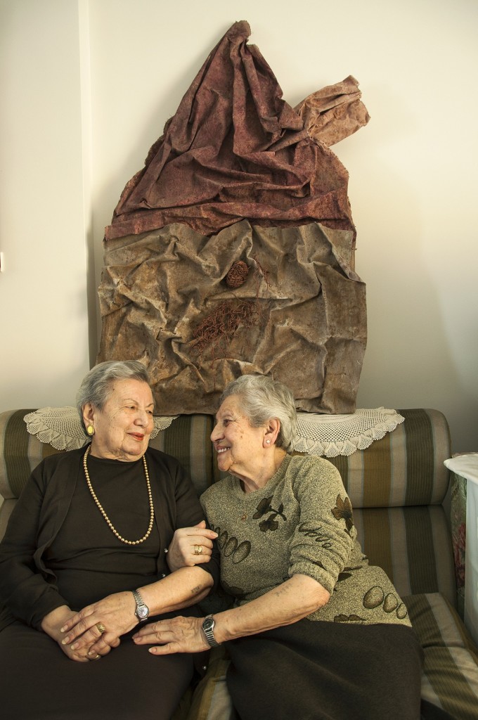 Χρυσούλα Ελιασάφ και Φορτυνέ Γκανή: Οι δυο αδελφές από τα Γιάννενα που σώθηκαν και ζουν στην Αθήνα.