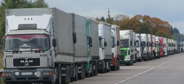 Αίρεται και η απαγόρευση κυκλοφορίας όλων των φορτηγών οχημάτων μικτού βάρους άνω των 3,5 τόνων
