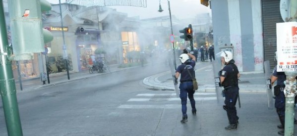 Η Αστυνομία πρωταγωνίστρια στη “μισή” ορκωοσία του Περιφερειακού Συμβουλίου Θεσσαλίας