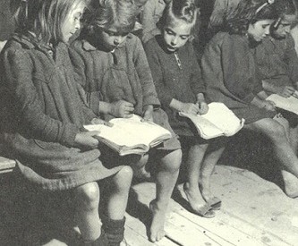 Φωτογραφίες από Ελληνικά σχολεία στο παρελθόν