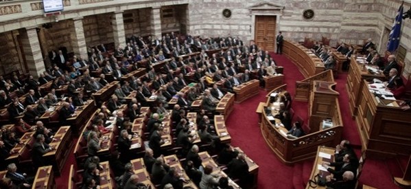Live η σύγκρουση στη Βουλή για την πρόταση δυσπιστίας