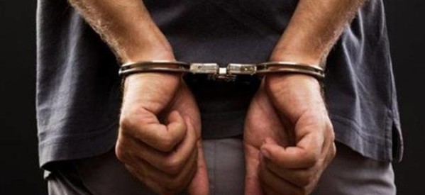 Συλλήψεις για κλοπές σε Λάρισα και Βόλο
