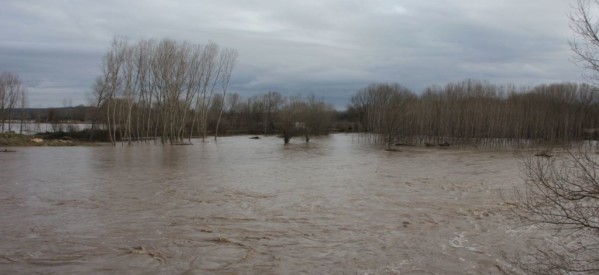 Συσκεψη αύριο στην Αθήνα για τις πλημμύρες στην περιοχή Φαρκαδόνας