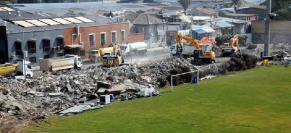 Γκρεμίστηκε το ιστορικό γήπεδο του Πανιωνίου στη Σμύρνη (Photos