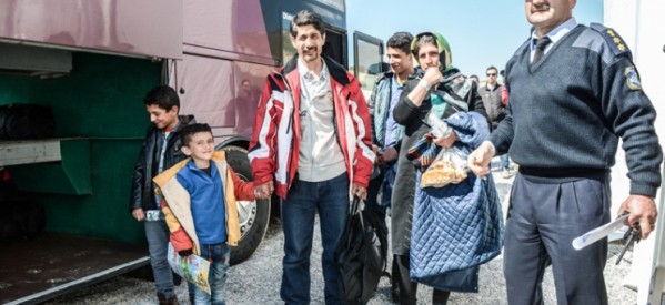 Στο Κουτσόχερο έφθασαν  οι πρώτοι πρόσφυγες
