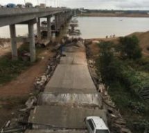 Η τρομακτική στιγμή της κατάρρευσης μιας γέφυρας γεμάτης αυτοκίνητα (Video)