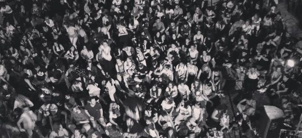 Ματούλα Ζαμάνη: Μια… Βλάχα στα Τρίκαλα – Εντυπωσιακή μουσική βραδιά στο Μουσείο Τσιτσάνη