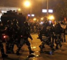 Κόλαση στα Σκόπια: Διαδηλώσεις, ξύλο και τραυματισμοί για τη συμφωνία (Videos)