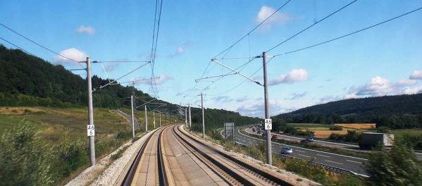 Σε δημοπράτηση με 54εκατ.ευρώ η ηλεκτροκίνηση της σιδηροδρομικής γραμμής Παλαιοφάρσαλος-Καλαμπάκα
