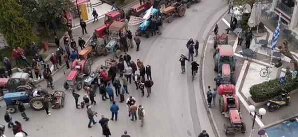 Συλλαλητήριο αγροτών στον Τύρναβο
