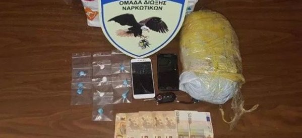 Τρίκαλα: Επιχείρησαν να στείλουν με… courier στη Μυτιλήνη κοκαΐνη και χασίς