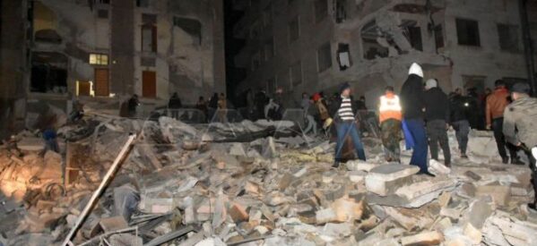 Financial Times:  Πιθανόν οι νεκροί να φτάσουν τους 60.000 – Tι προκάλεσε τους δύο συγκλονιστικούς σεισμούς στην Τουρκία
